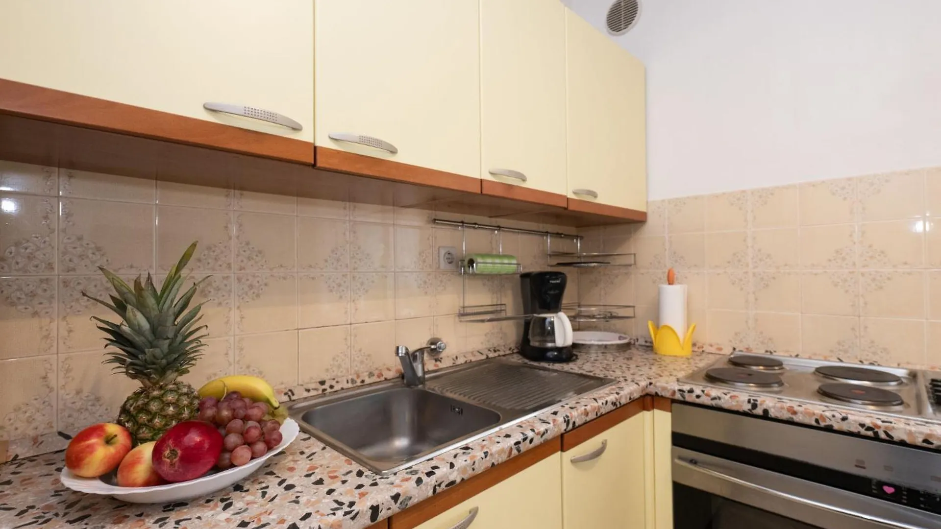 Apartment Hela - Lov512 By Interhome Opatija